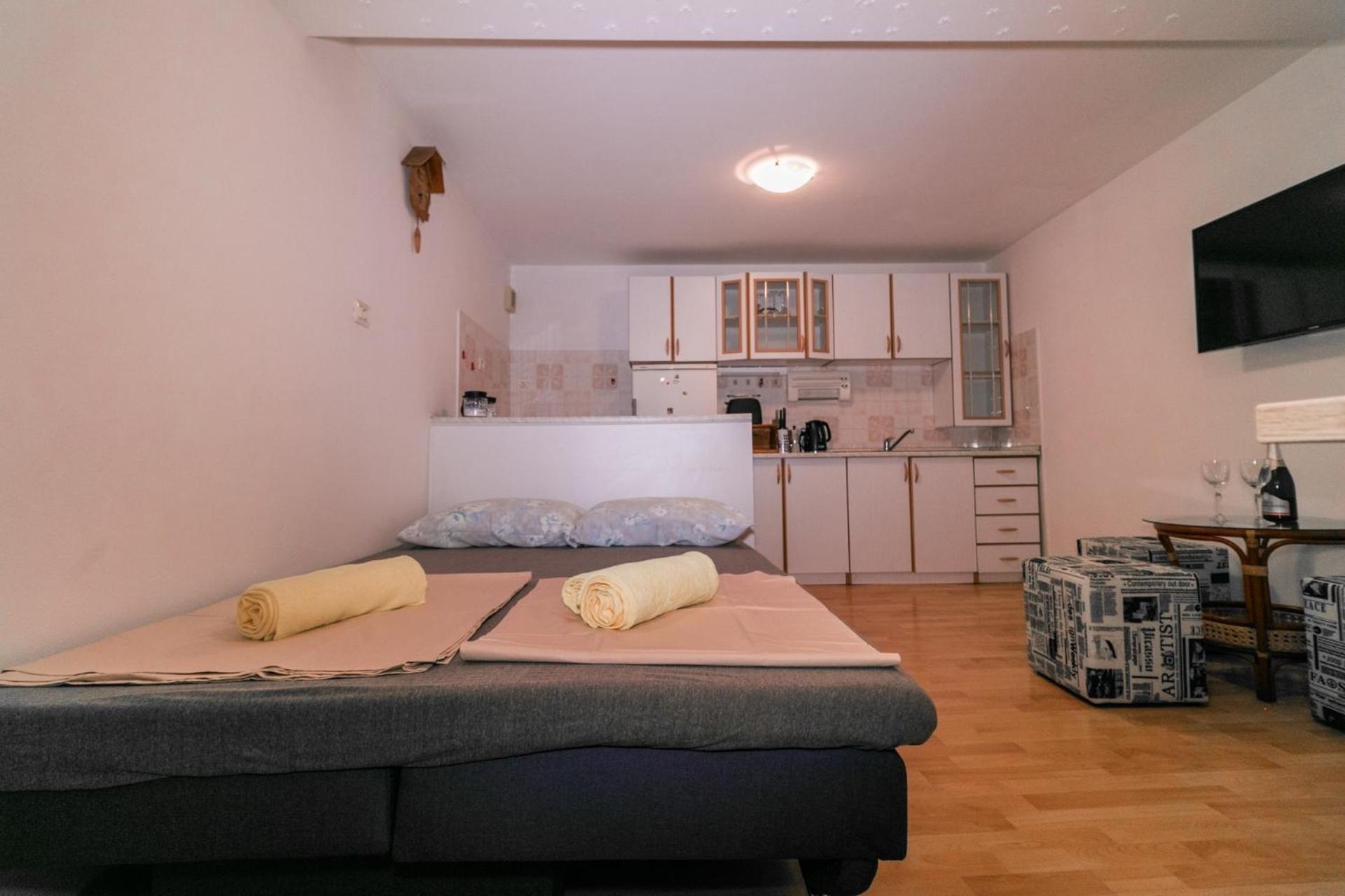 פיראן Fri Apartment מראה חיצוני תמונה