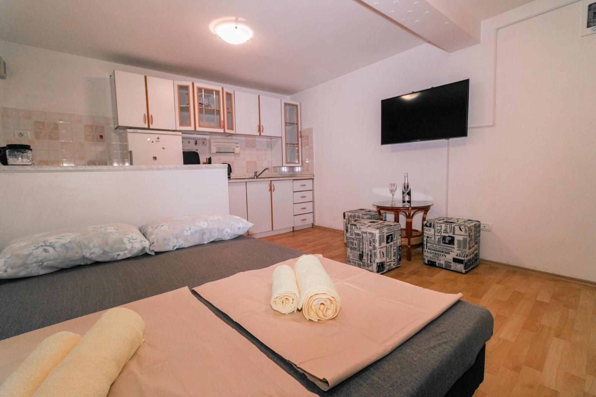 פיראן Fri Apartment מראה חיצוני תמונה