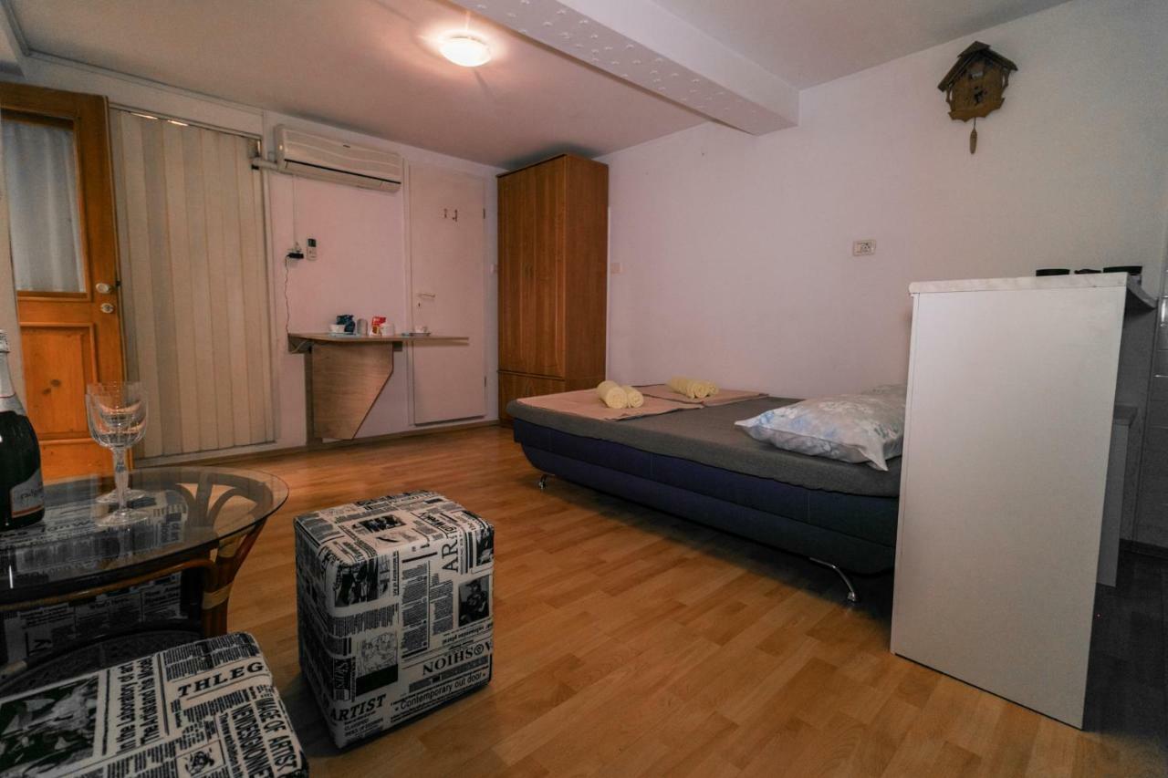 פיראן Fri Apartment מראה חיצוני תמונה